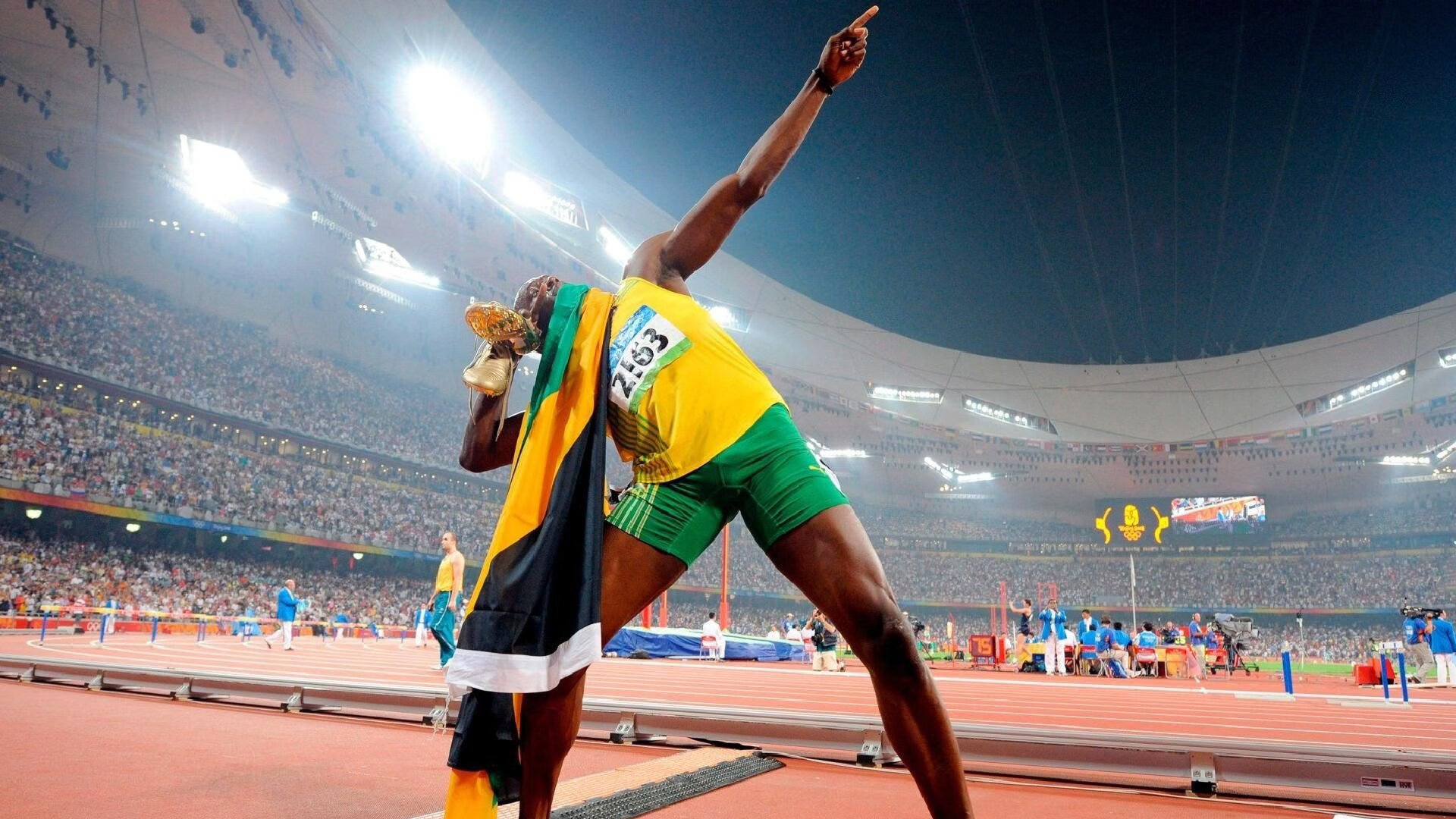 街道上的颠覆，F1亚特兰大站，哥伦比亚豪门何以爆冷折戟？