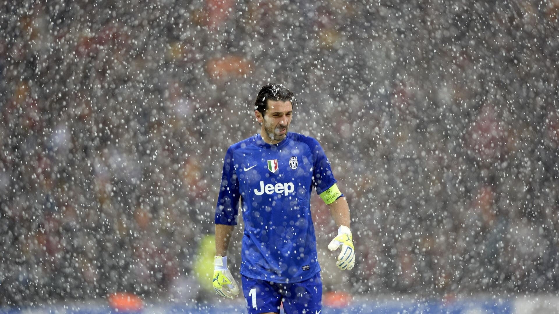 若日尼奥状态火热，委内瑞拉血拼乌拉圭，足球场上的两种战争